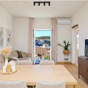 One Bedroom Apartment in Dubrovnik City with balcony and Parking, Sleeps 2-3